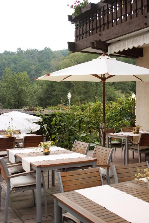 Hotel Restaurant Paradeismuehle クリンゲンベルク・アム・マイン エクステリア 写真