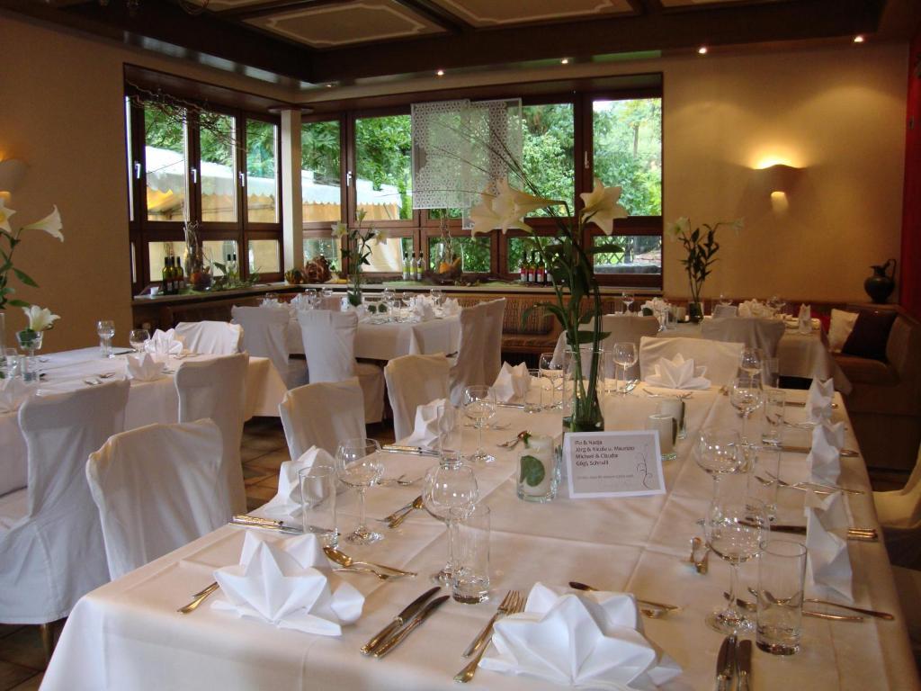 Hotel Restaurant Paradeismuehle クリンゲンベルク・アム・マイン エクステリア 写真